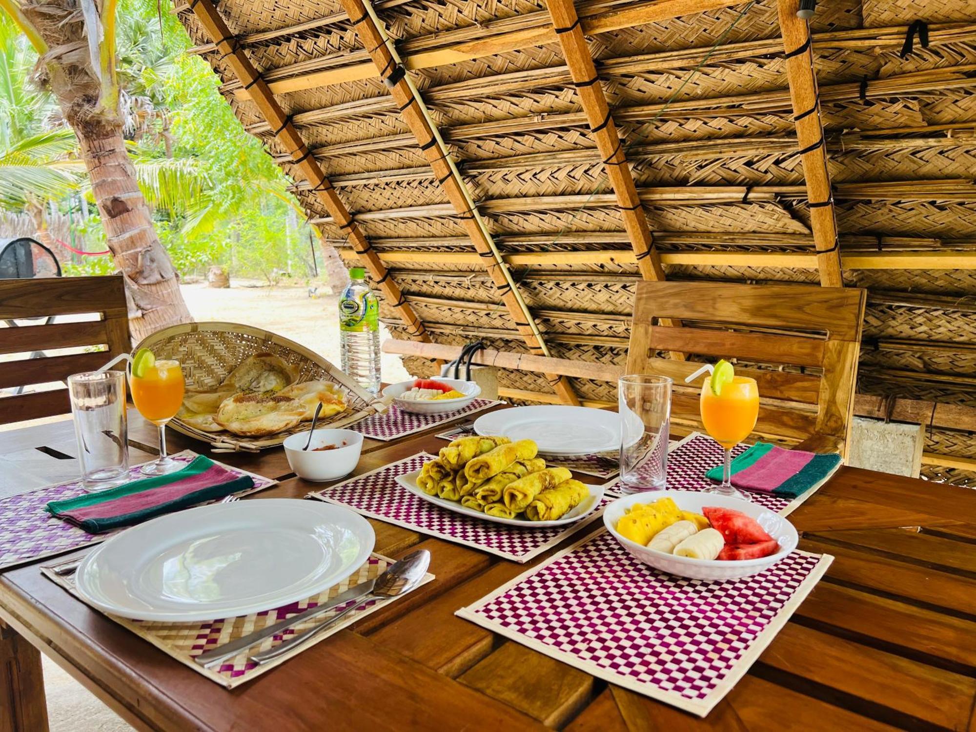 Kingfisher Beach Resort-Yala Kirinda  Extérieur photo