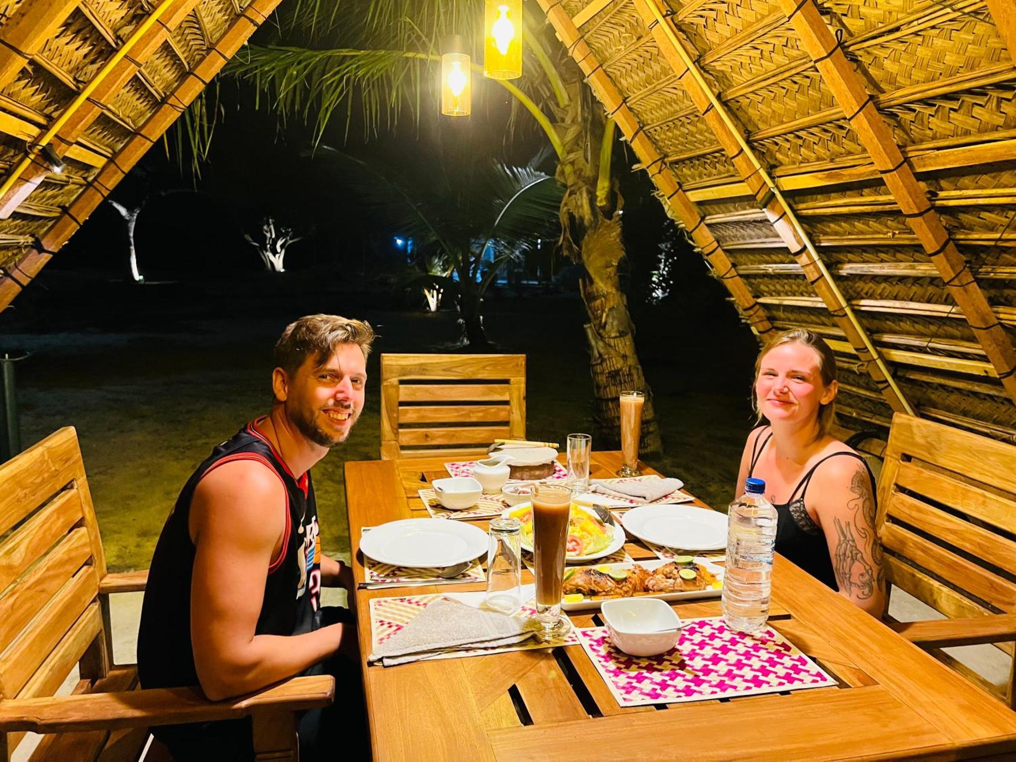 Kingfisher Beach Resort-Yala Kirinda  Extérieur photo