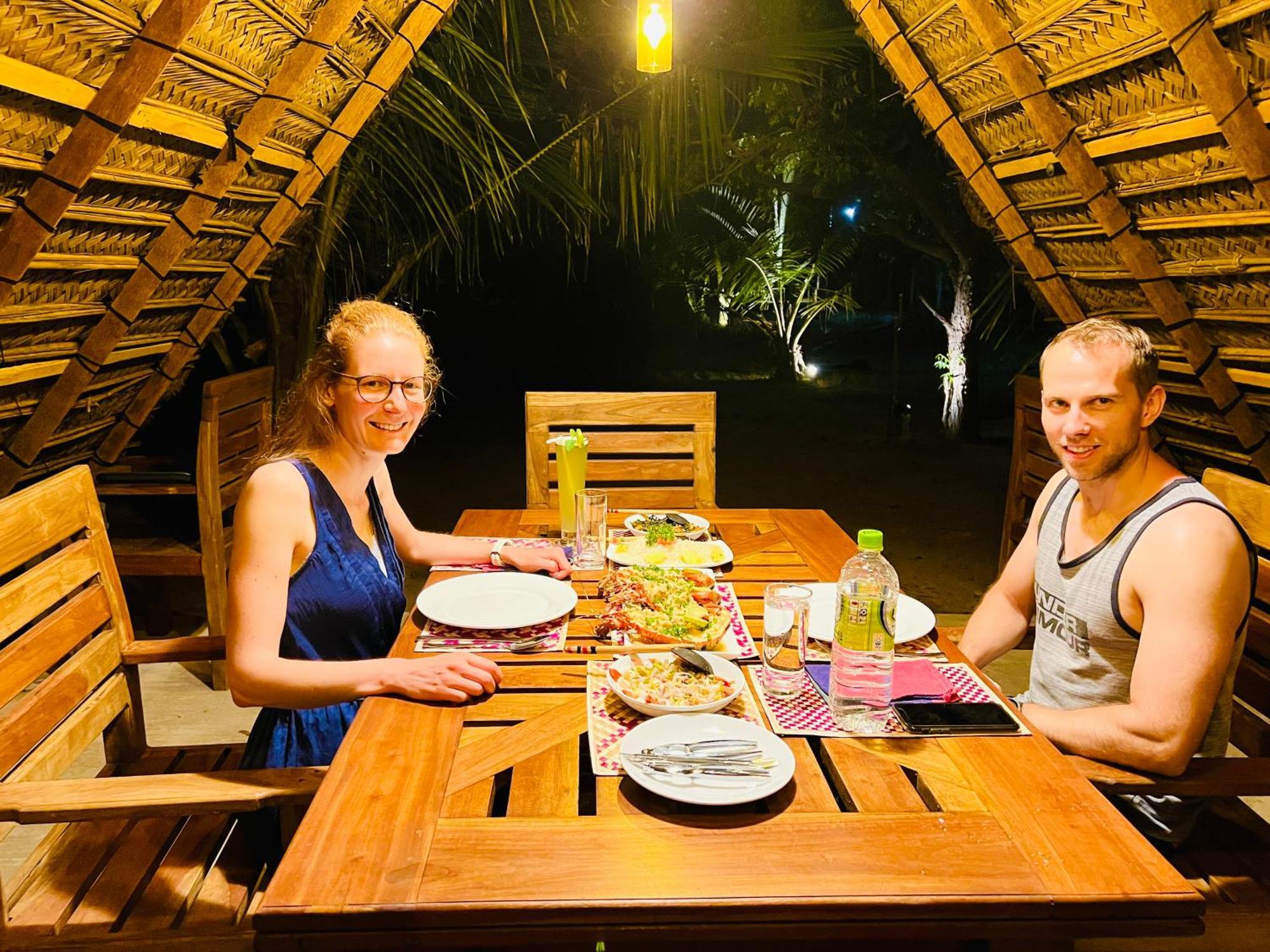 Kingfisher Beach Resort-Yala Kirinda  Extérieur photo