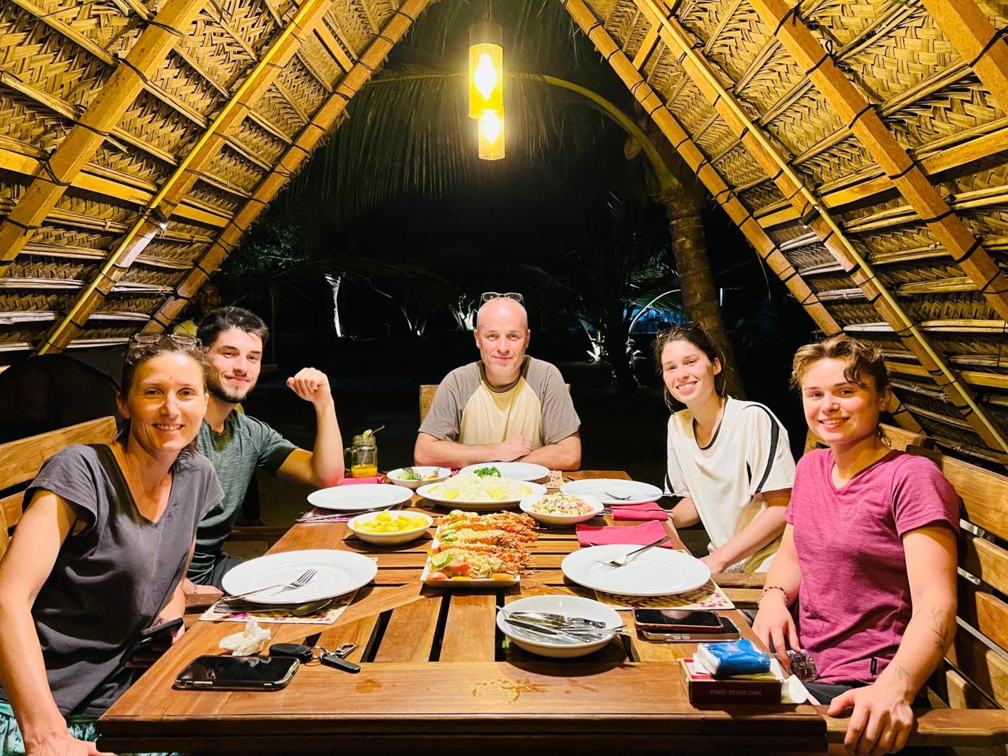 Kingfisher Beach Resort-Yala Kirinda  Extérieur photo